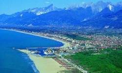 Ridurre-ripensare-ridistribuire <br />Viareggio, 7 settembre 2014